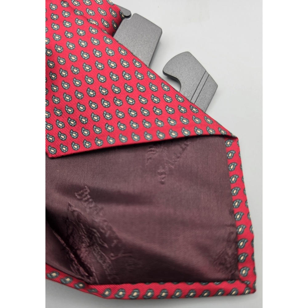 Vintage Burberrys London Silk Tie Red Micro Paisley Made England 3.5" Necktie - Picture 9 of 9